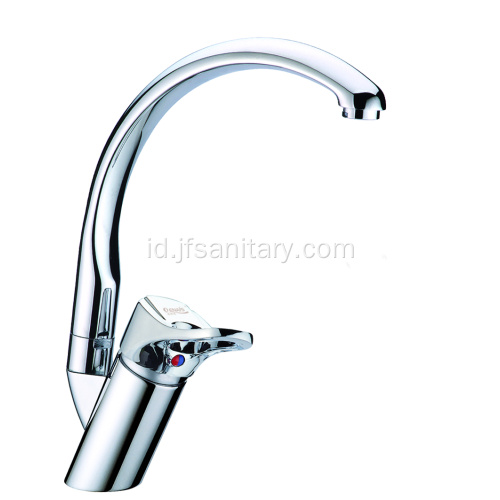 Gooseneck kitchen sink faucet kuningan dengan fungsi putar